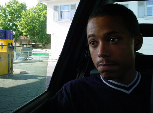 Ty im Auto